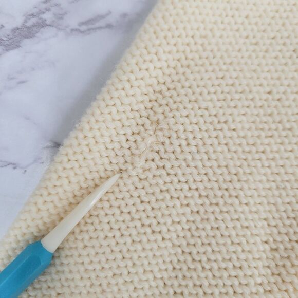 Giesswein Vintage Austria Wool Cream Cardigan with Red Green Floral Embroidery - Picture 6 of 11